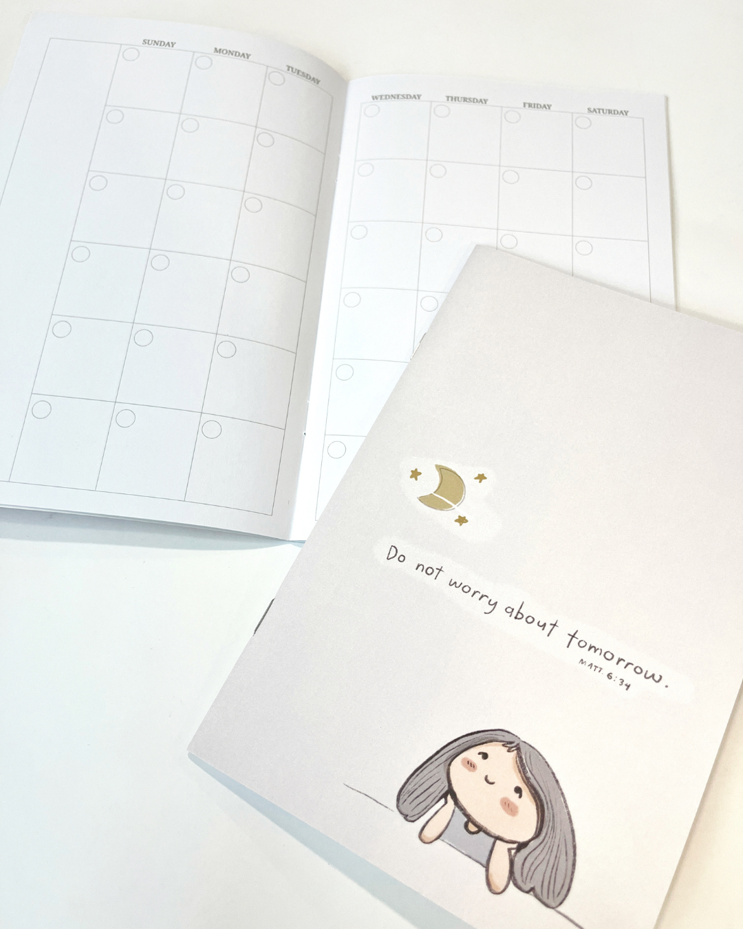The Letterer Undated Monthly Planner – Planner on the Go!